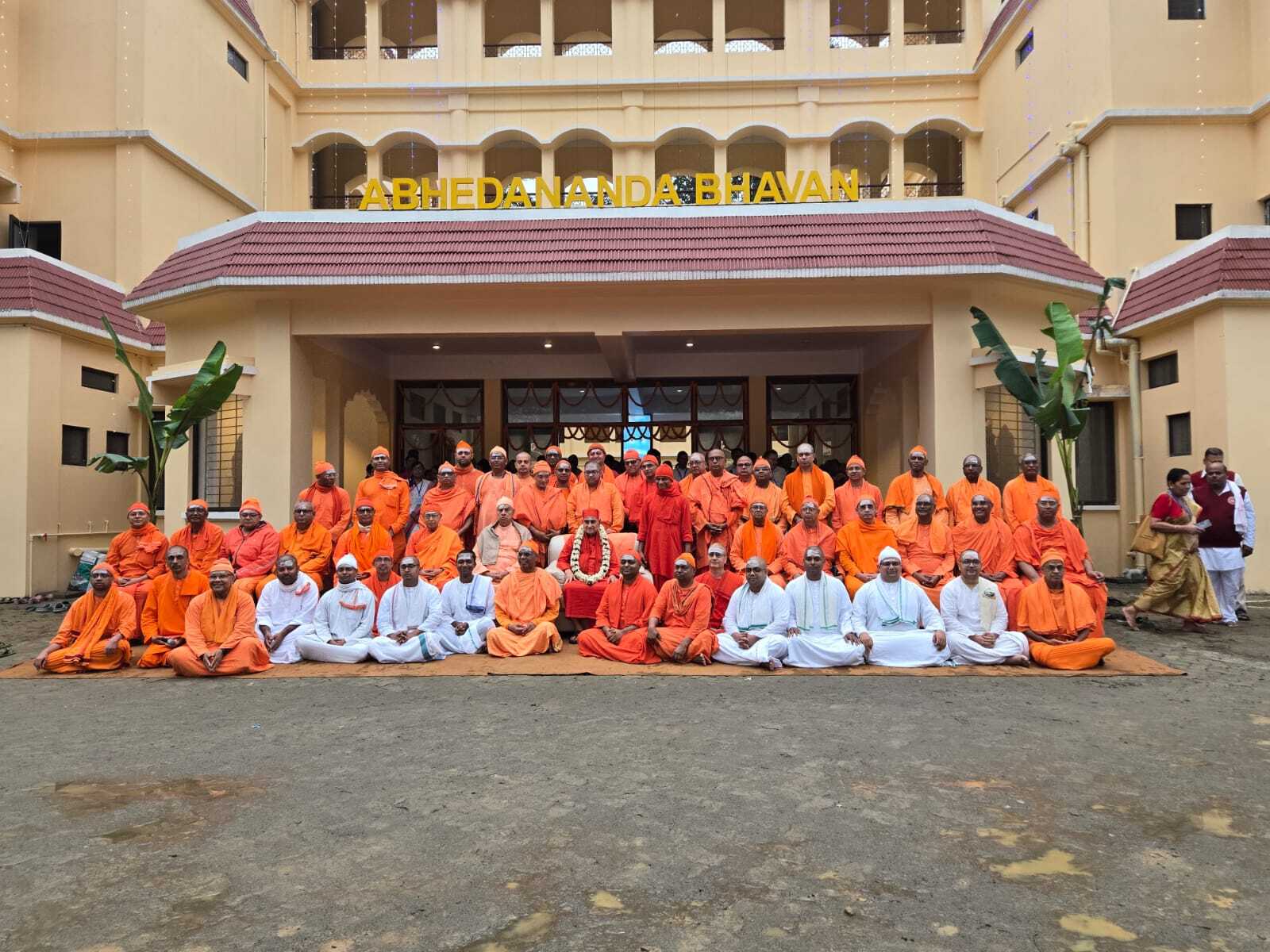 Consecration of Abhedananda Bhavan (Boys' Hostel)